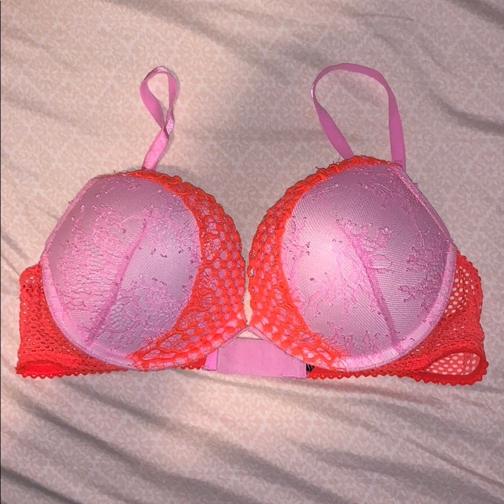 Victoria secret bombshell bra